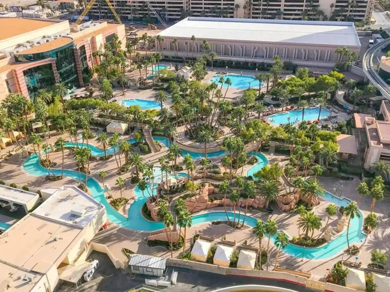 Lady Luck'S Vista - Private Balcony - Full Kitchen - Two Full Baths - Jetted Tub - Full Mgm Grand Resort Access W No Resort Fee At Mgm Signature 拉斯维加斯 外观 照片